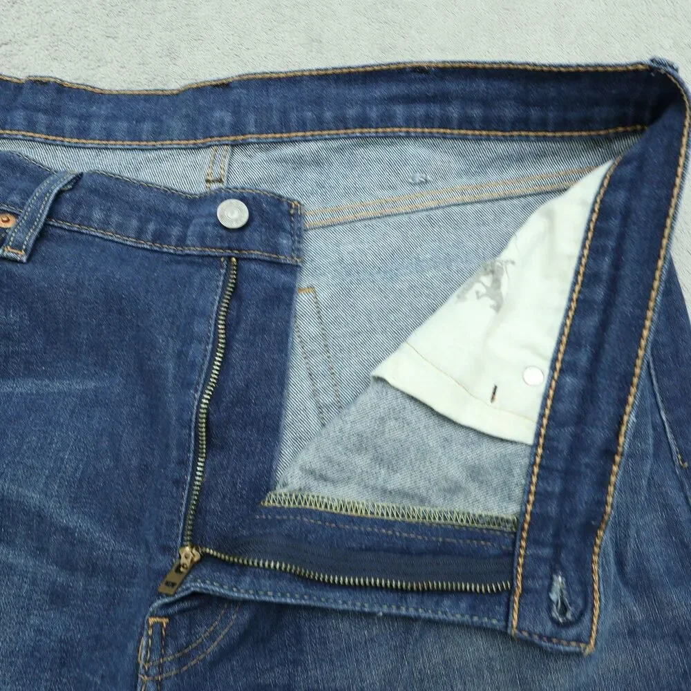 Levi's Jeans Mens Size 38x30 Blue 541 Athletic Tapered Stretch Medium Stone Wash